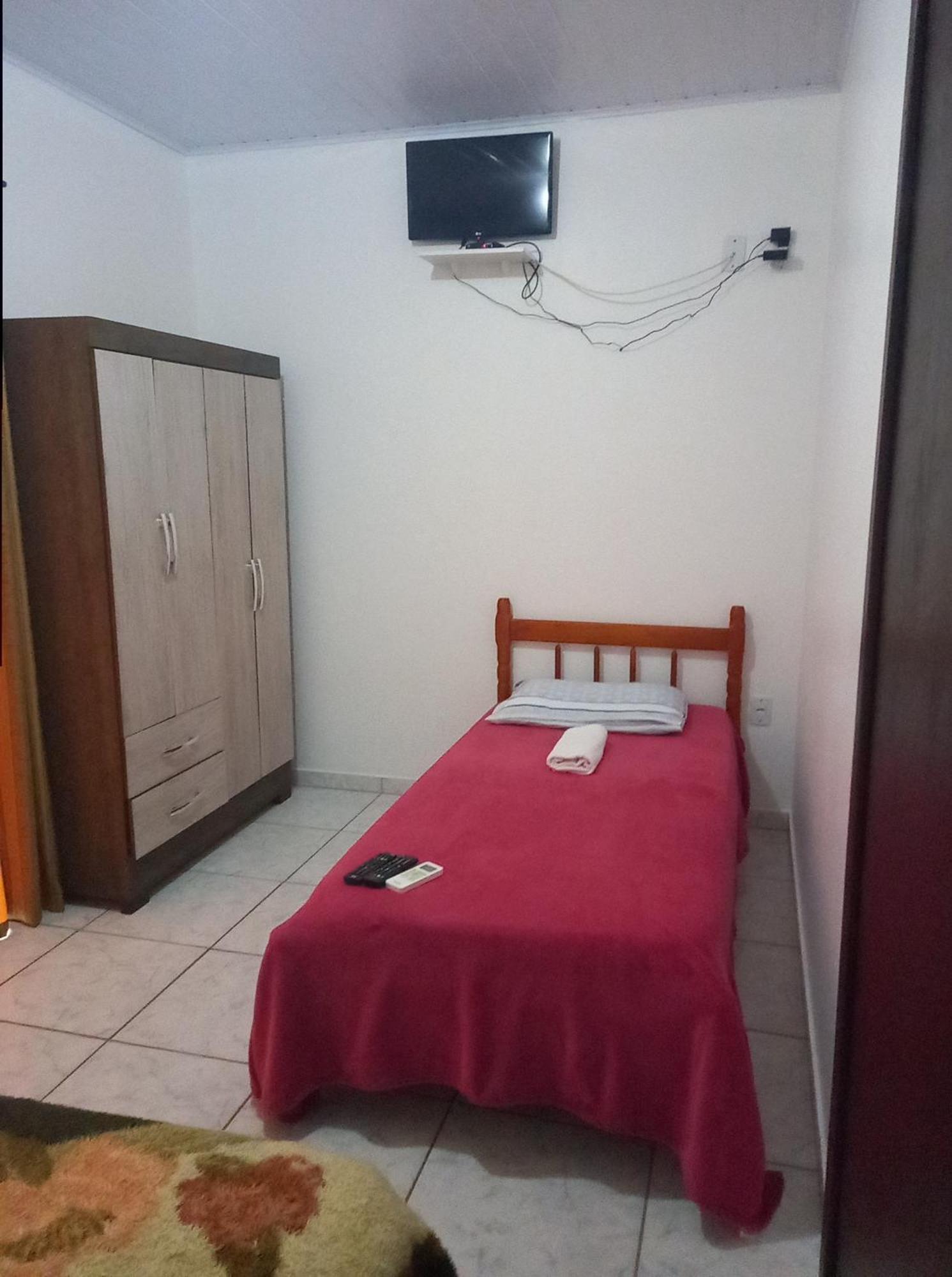Hotel Quitinete Vó Ana à Penha  Chambre photo